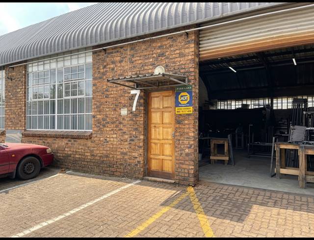 150M² WAREHOUSE FOR SALE IN ISANDO